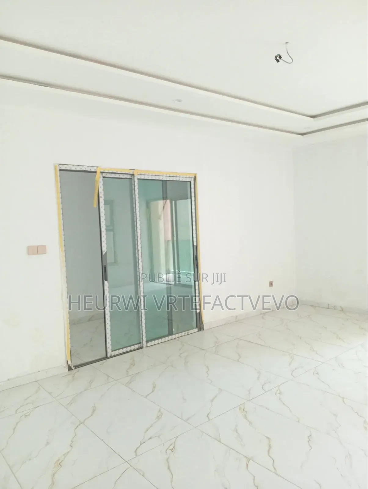 3chbre Villa dans Angre Nouveau Chu, Cocody à Vendre