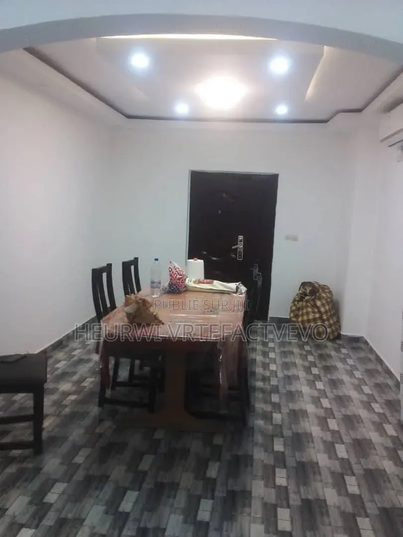 7chbre Maison de ville/terrasse dans Nouveau Goudron, Cocody à Vendre