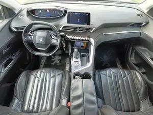 Peugeot 3008 2018 Gris