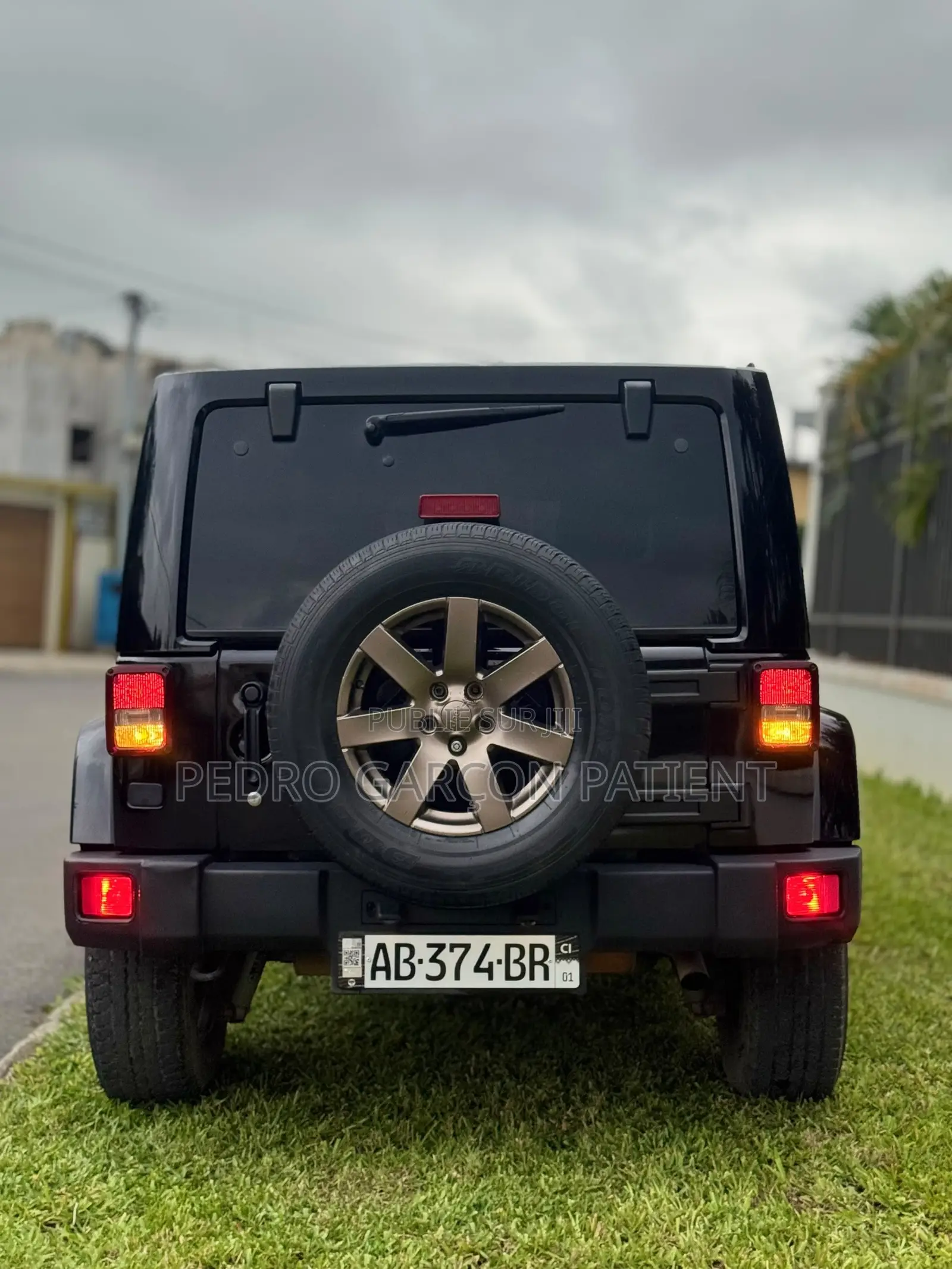 Jeep Cherokee 2020 Gris