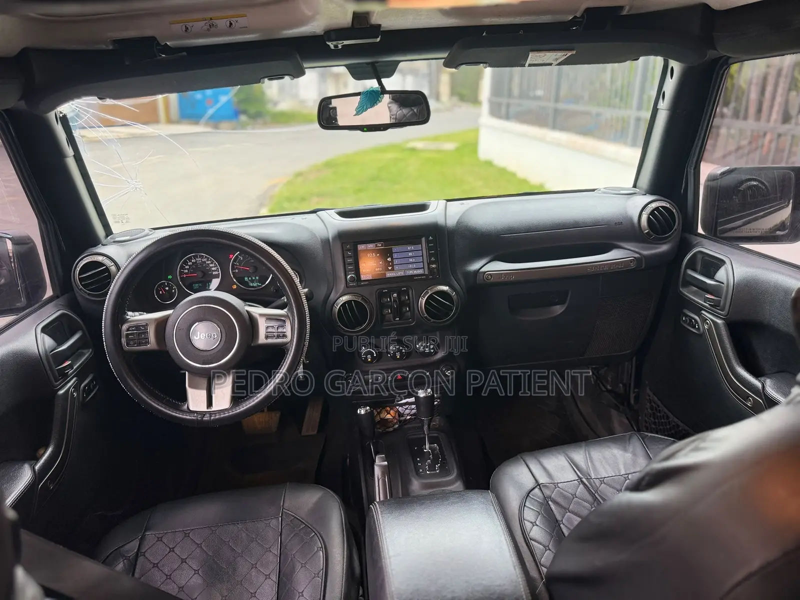 Jeep Cherokee 2020 Gris