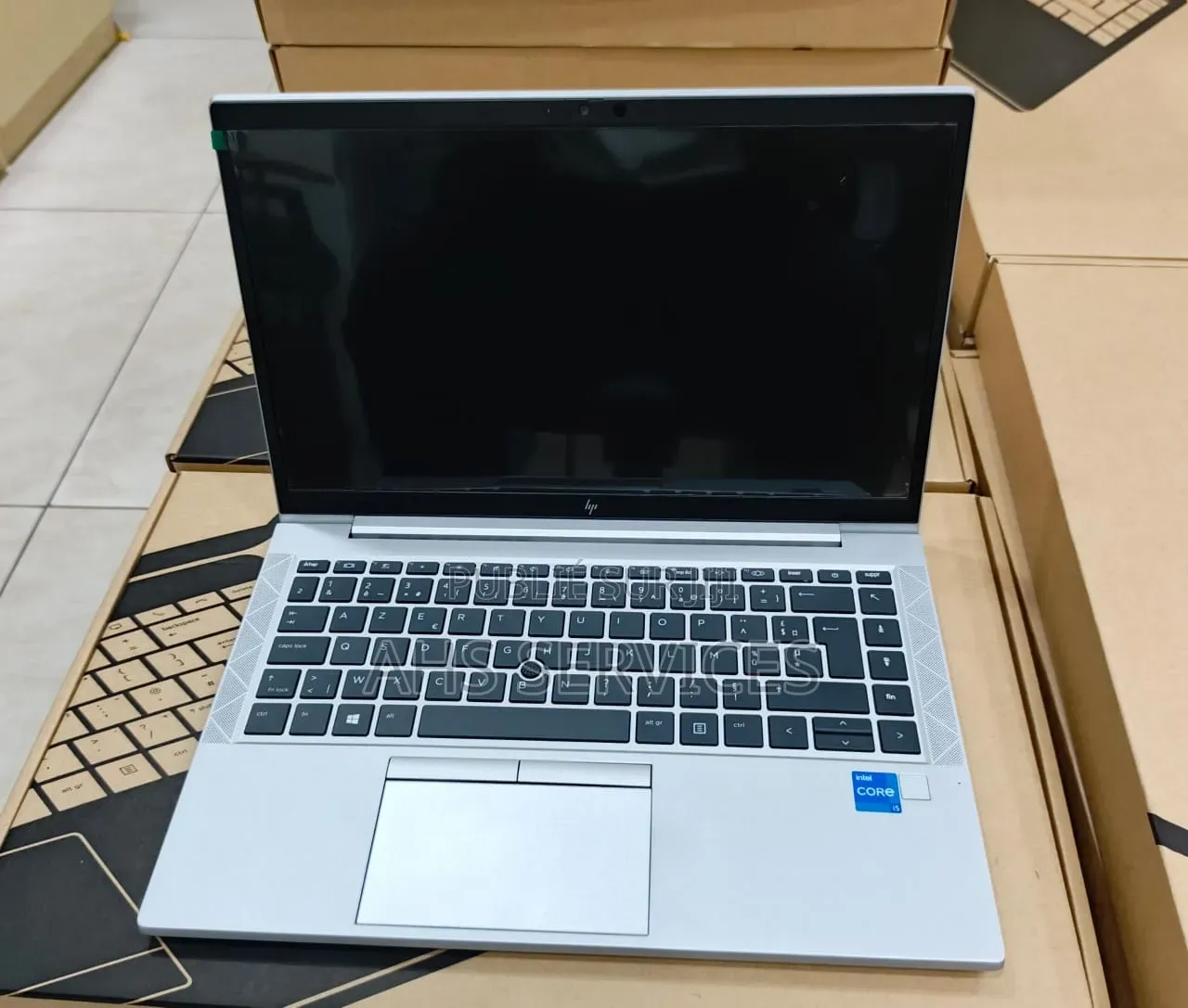 Nouveau HP EliteBook 840 G8 16GB Intel Core i5 SSD 512GB