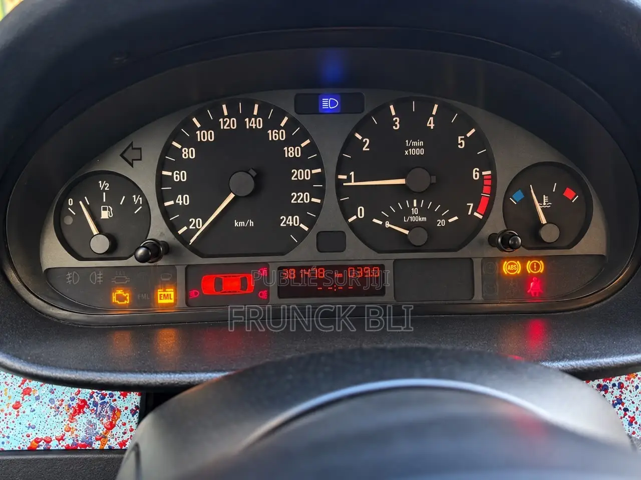 BMW 318ti 1999 Bleu