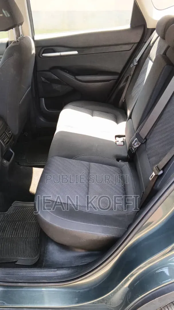 Kia Seltos 2024 Gris