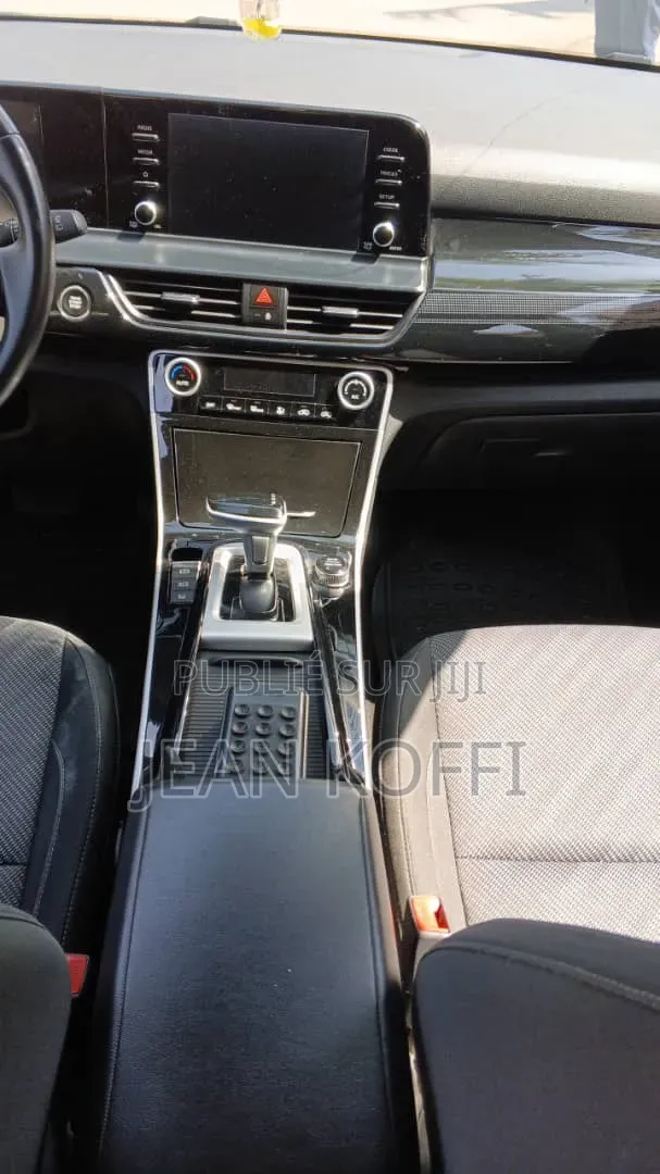 Kia Seltos 2024 Gris