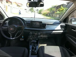 Kia Rio 2021 Bleu