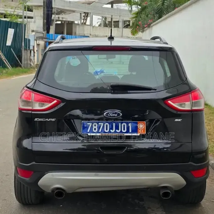 Ford Escape SE 4dr SUV AWD (1.6L 4cyl Turbo 6A) 2014 Noir