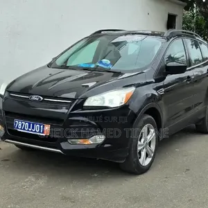 Ford Escape SE 4dr SUV AWD (1.6L 4cyl Turbo 6A) 2014 Noir