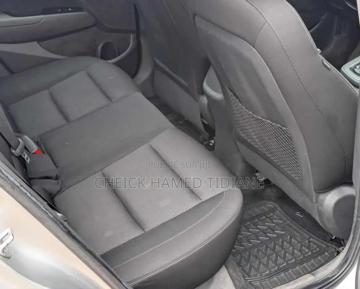 Hyundai Elantra 2018 Gris