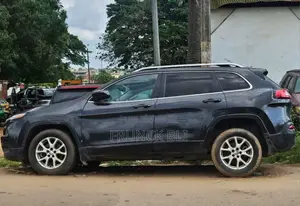 Jeep Cherokee 2016 Noir