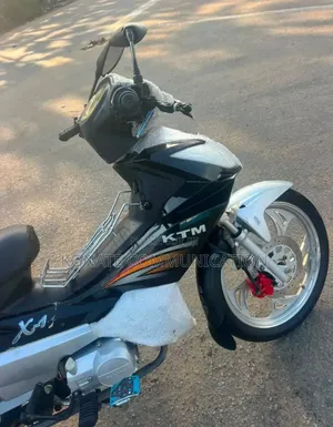 Nouveau KTM Autre 2022 Noir