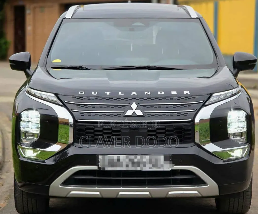 Mitsubishi Outlander 2025 Noir