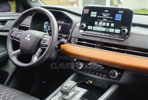 Mitsubishi Outlander 2025 Noir