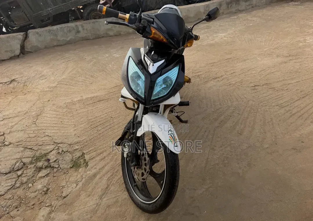 KTM Duke 125 2025 Noir
