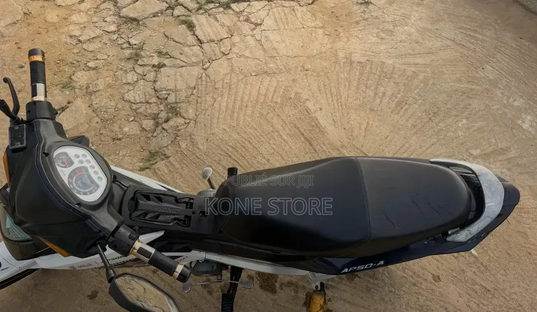 KTM Duke 125 2025 Noir