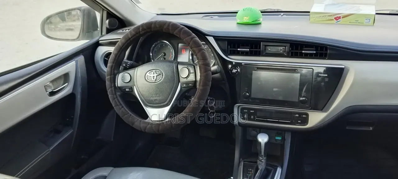 Toyota Corolla 2018 Gris