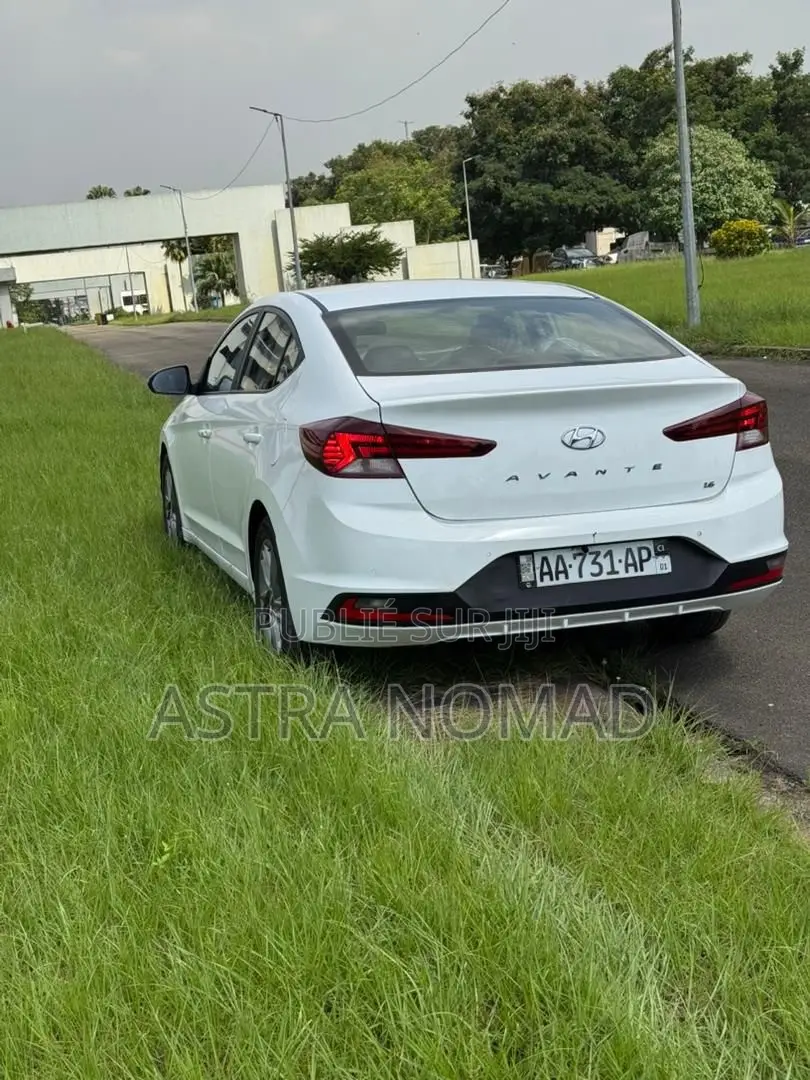 Hyundai Avante 2020 Blanc
