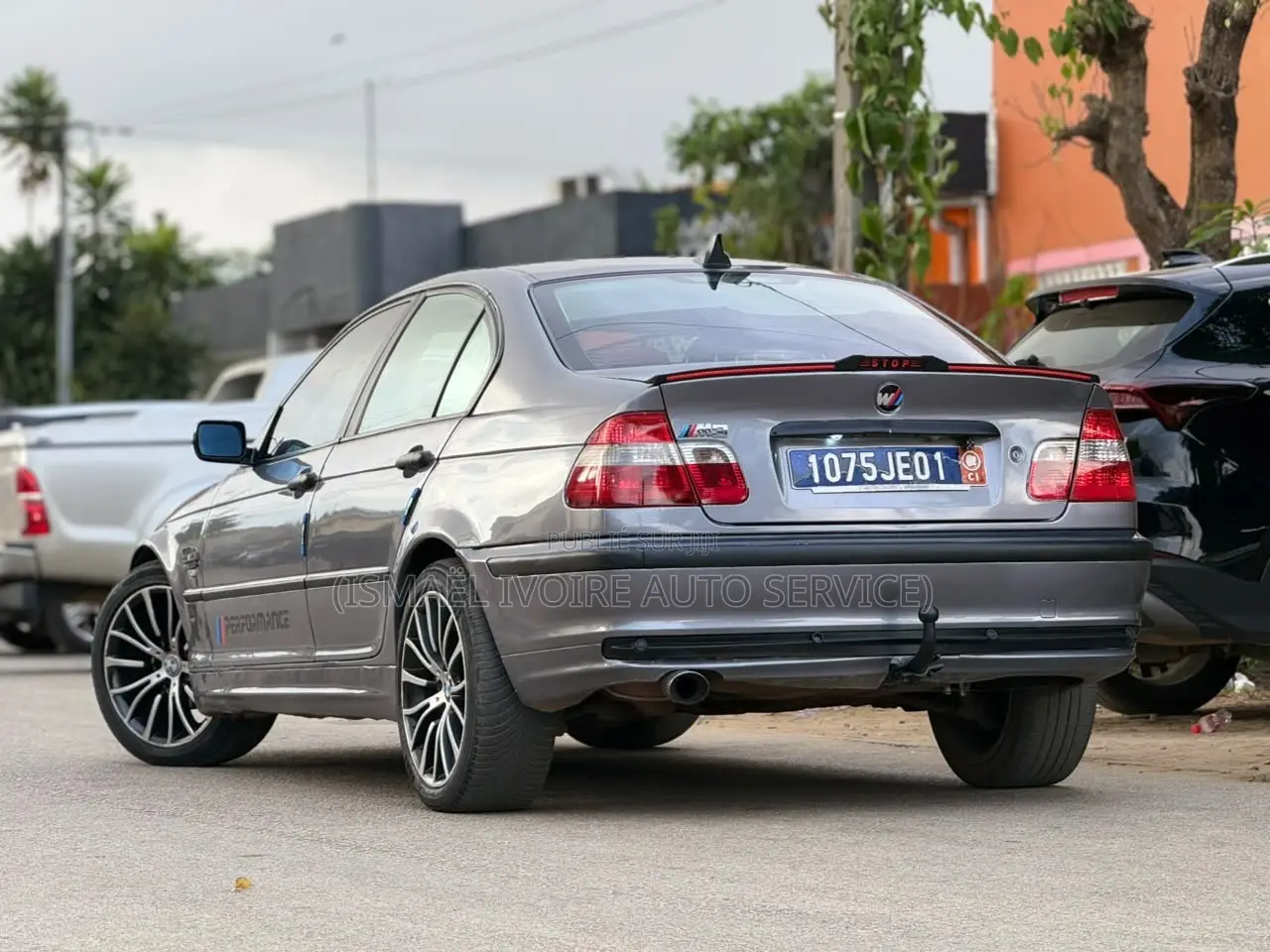 BMW 318i 2002 Gris