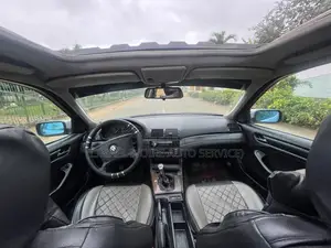 BMW 318i 2000 Gris