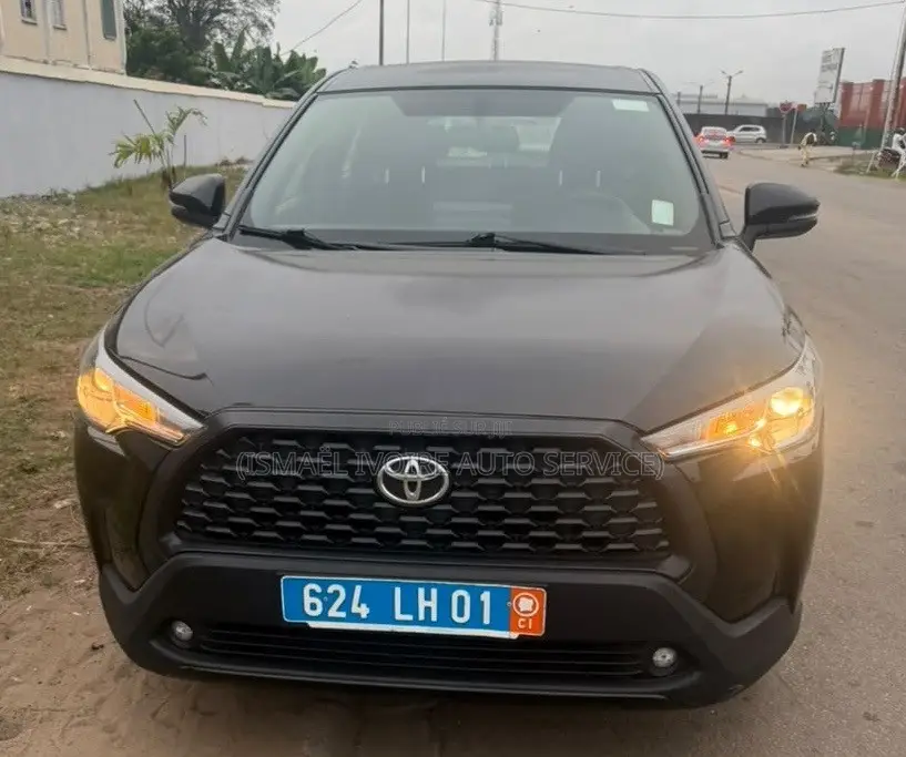 Toyota Corolla Cross 2022 Noir