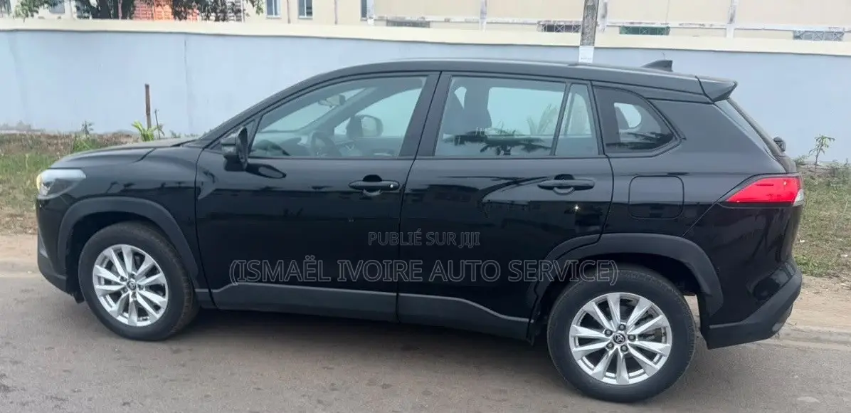 Toyota Corolla Cross 2022 Noir