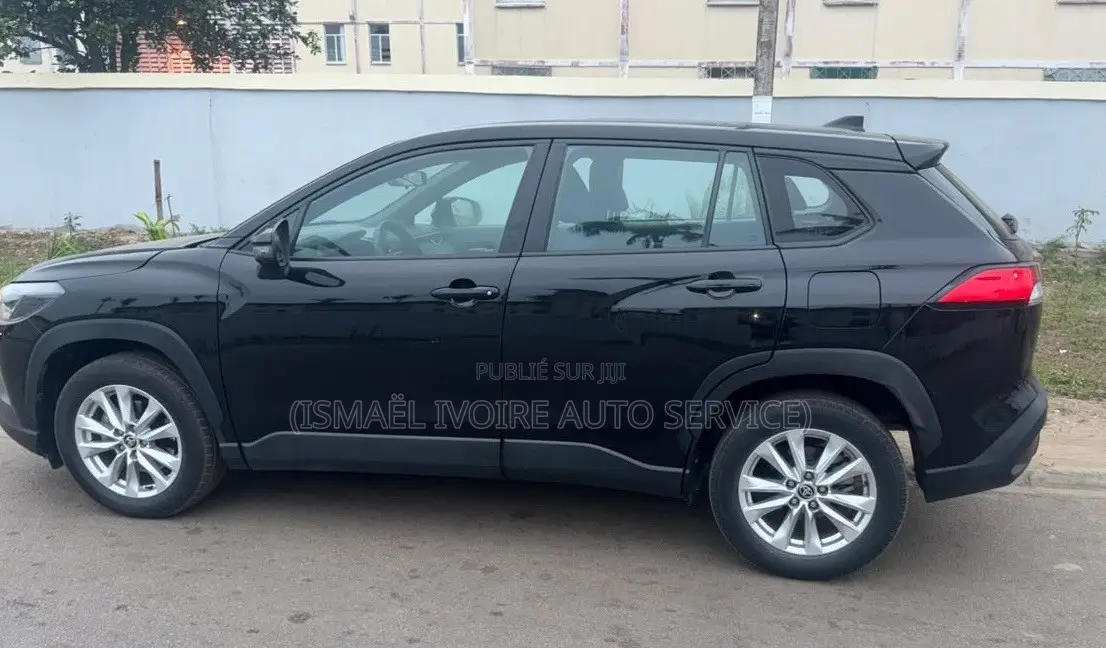 Toyota Corolla Cross 2022 Noir