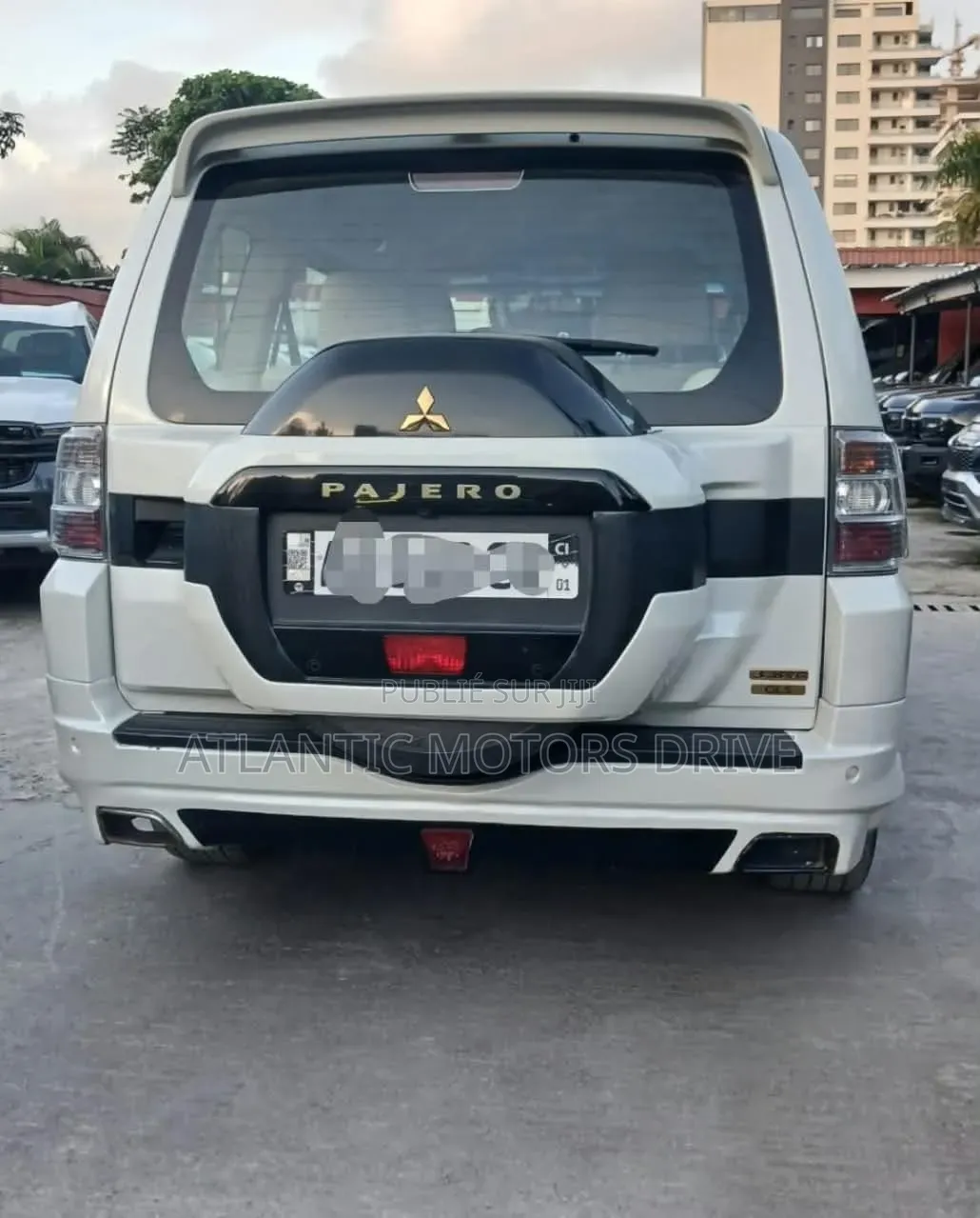 Mitsubishi Pajero 2024 Blanc