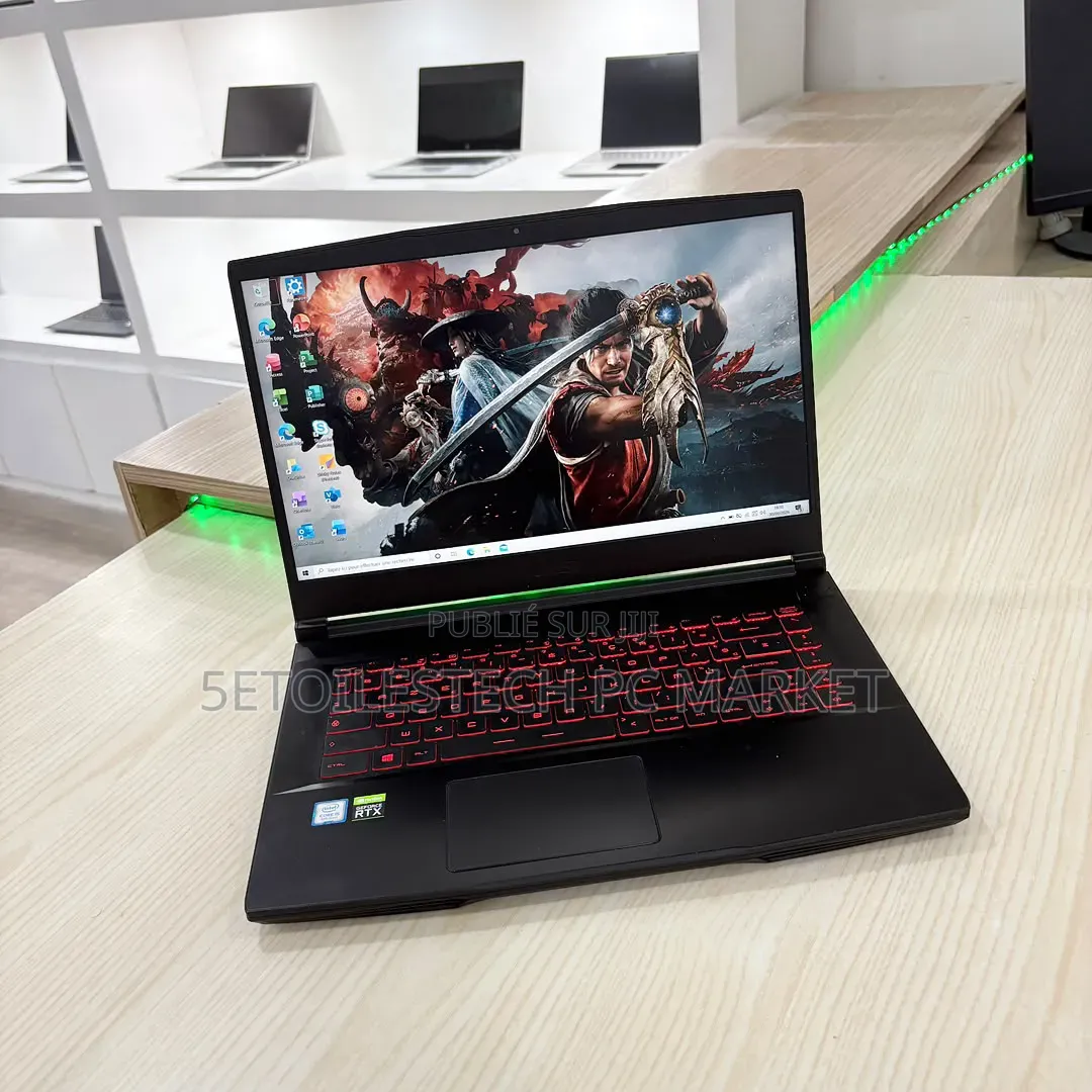 Nouveau Ordinateur portable MSI CR460 16GB Intel Core i5 SSD 512GB