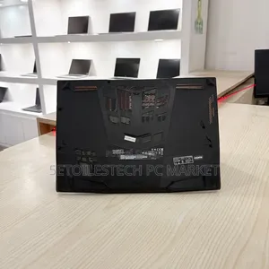 Nouveau Ordinateur portable MSI CR460 16GB Intel Core i5 SSD 512GB