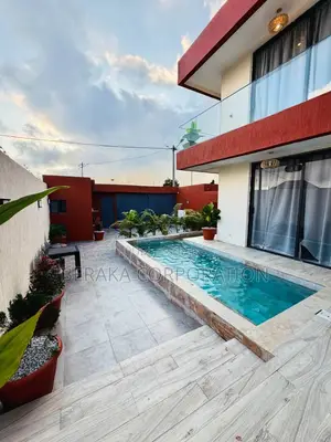 Meublé 3chbre Duplex dans Beraka Corporation, Bingerville à Vendre