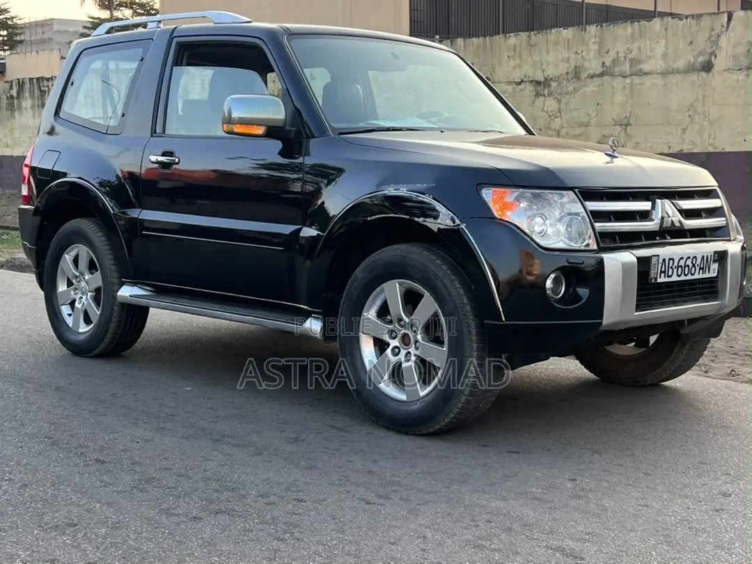 Mitsubishi Pajero 2014 Noir