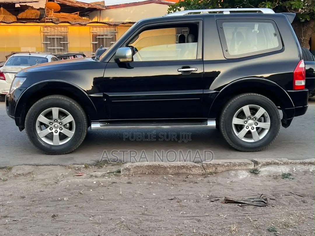 Mitsubishi Pajero 2014 Noir