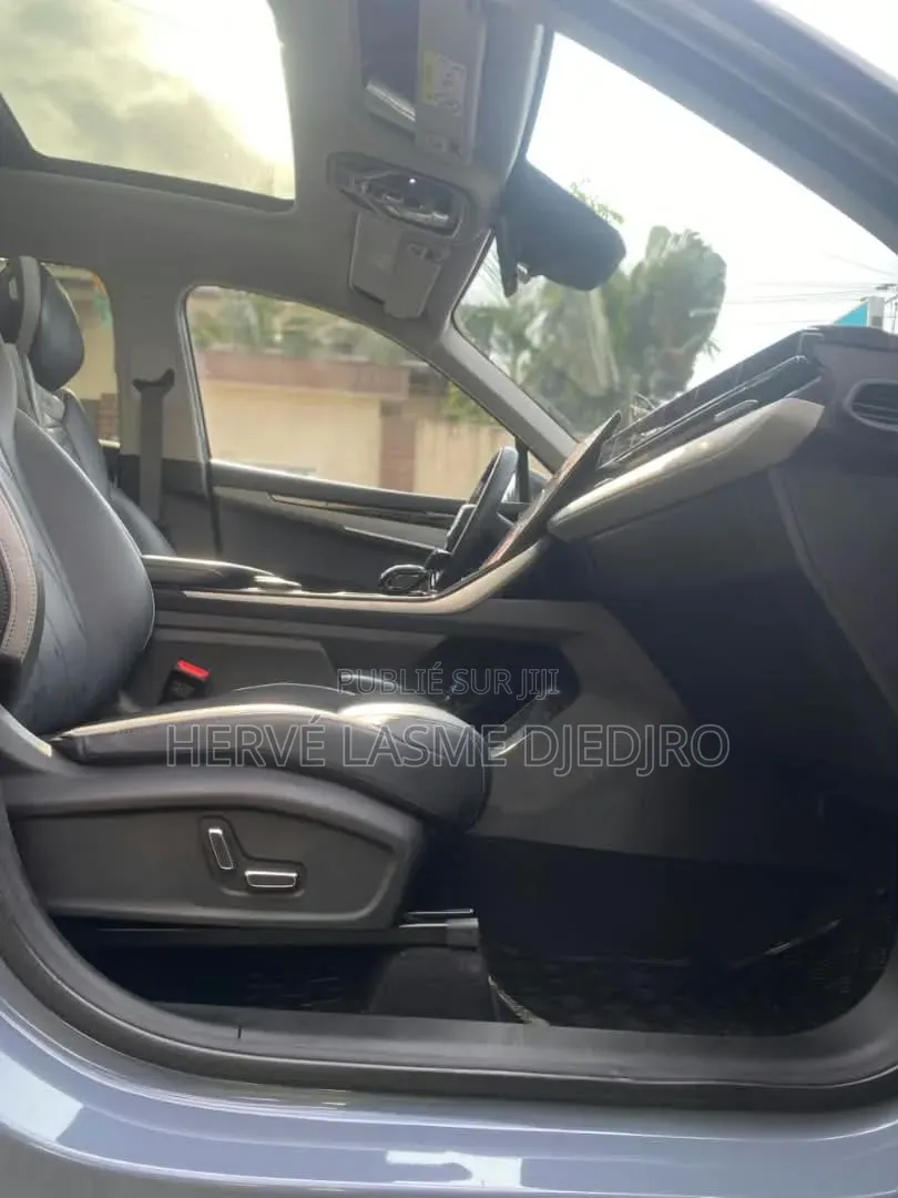 Geely Galaxy Starshine 8 2025 Bleu