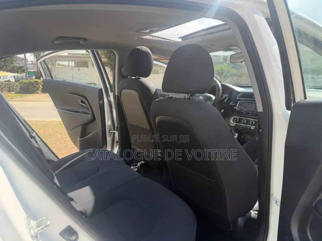Kia Rio 2018 Blanc