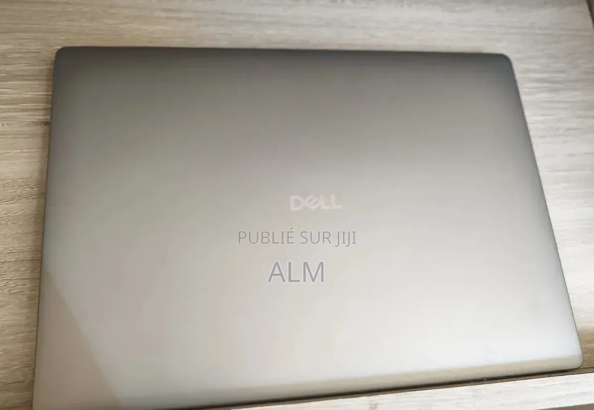 Nouveau Dell Pro 14 16GB Intel Core Ultra 7 SSD 512GB