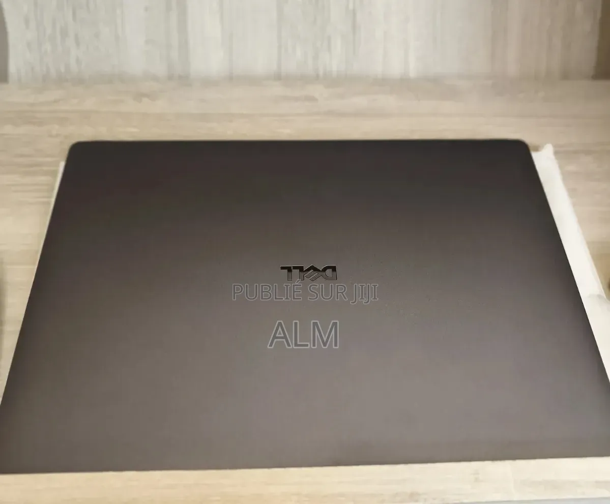 Nouveau Dell Pro Plus 14 32GB Intel Core Ultra 5 SSD 512GB