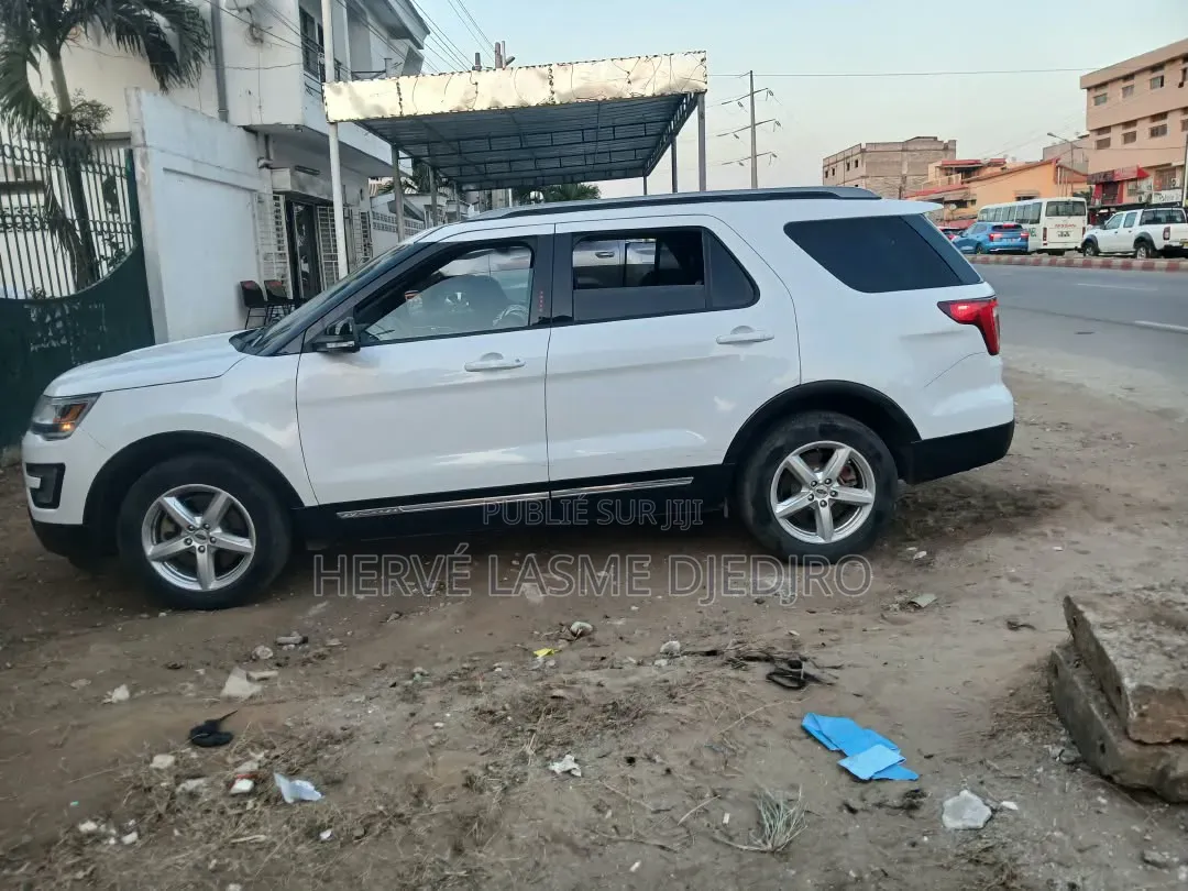 Ford Explorer 2019 Blanc