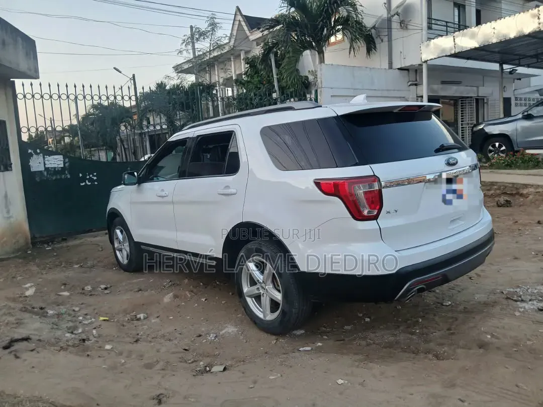 Ford Explorer 2019 Blanc