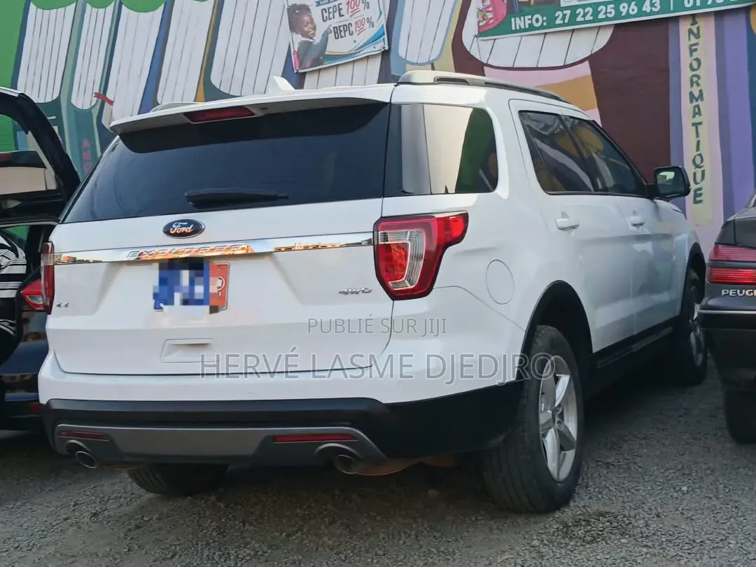 Ford Explorer 2019 Blanc