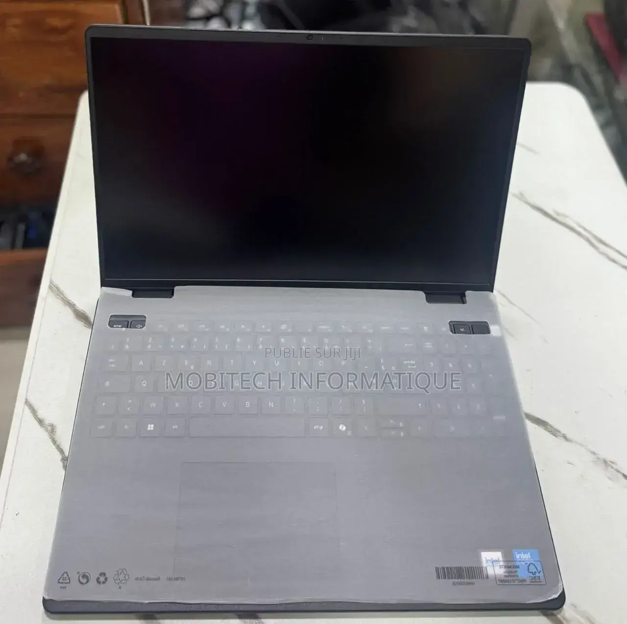 Nouveau Dell Plus 16 16GB Intel Core Ultra 5 SSD 512GB
