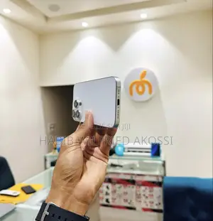 Nouveau Apple iPhone 16 Pro 128 GB Argenté