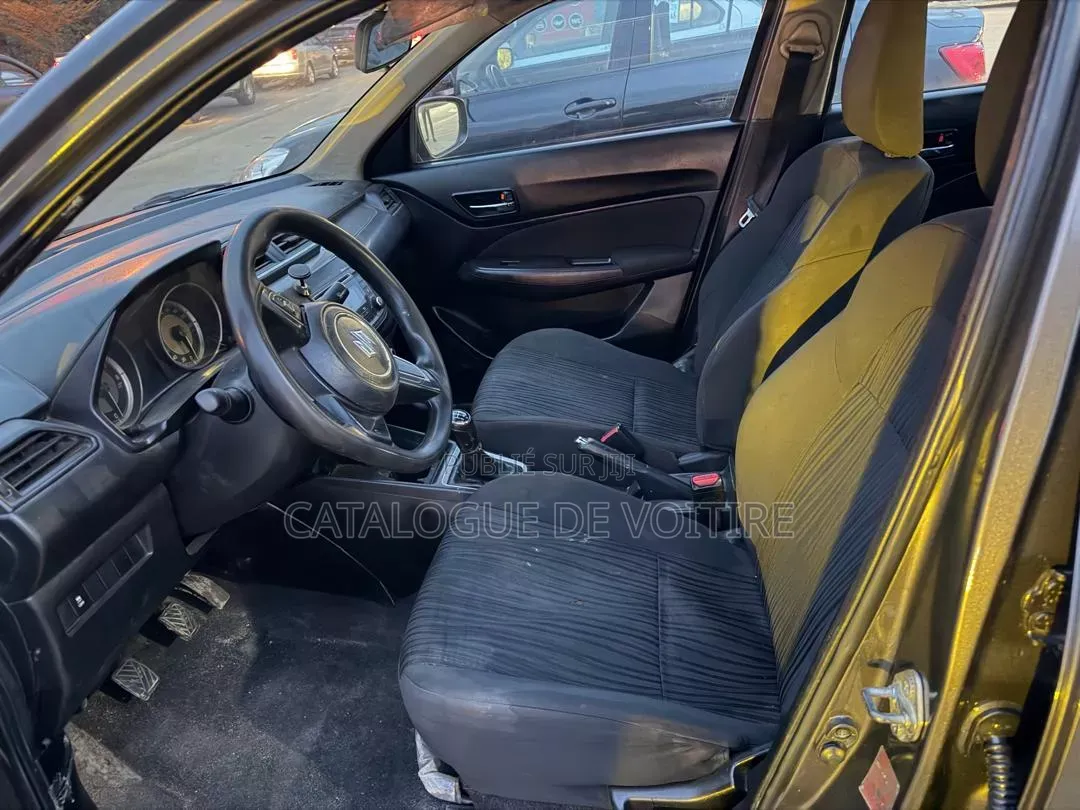Suzuki Dzire 2023 Gris