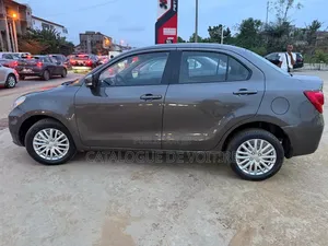 Suzuki Dzire 2023 Gris