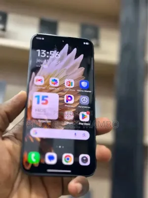 Tecno Spark 40 Pro 256 GB Noir