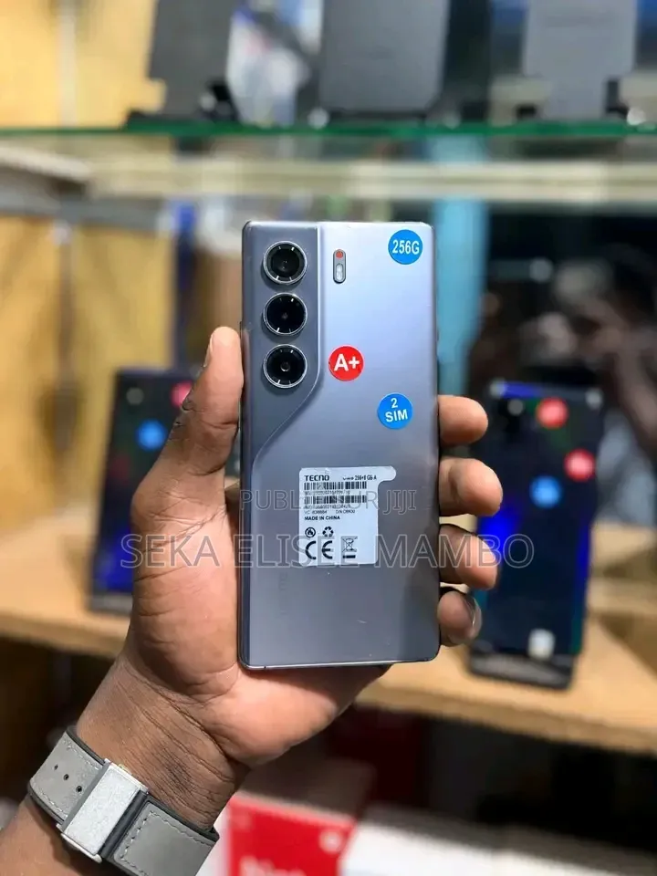 Tecno Camon 40 Pro 4G 256 GB Gris