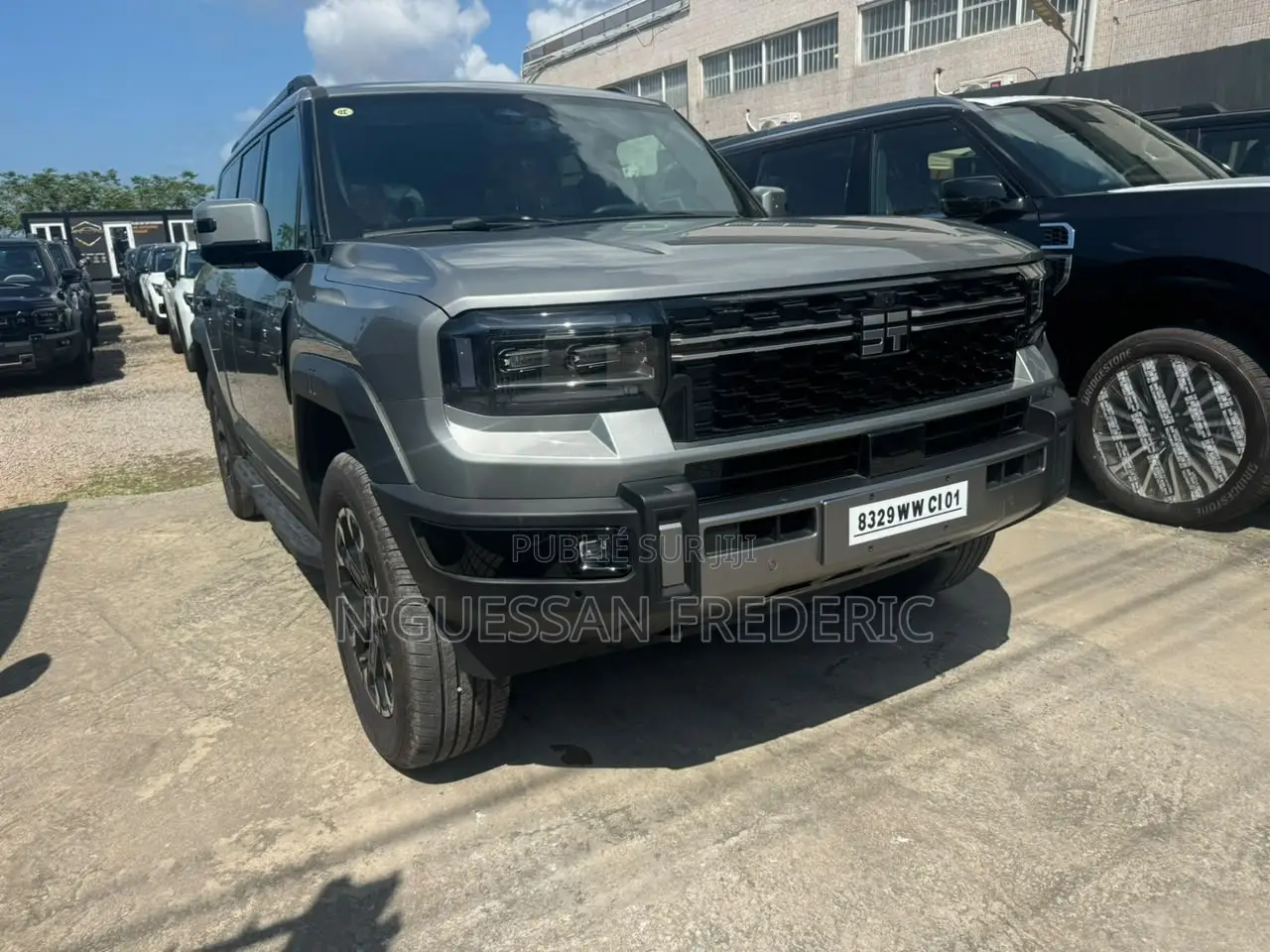 Nouveau Jetour G700 2026 Gris