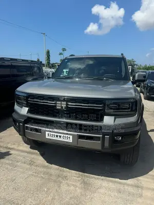 Nouveau Jetour G700 2026 Gris