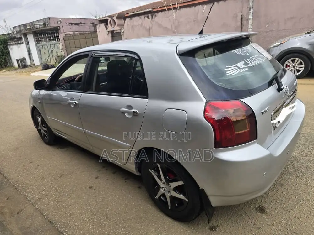 Toyota Corolla 2011 Gris