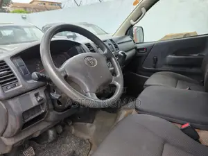 Toyota Fun Cargo 2022 Blanc