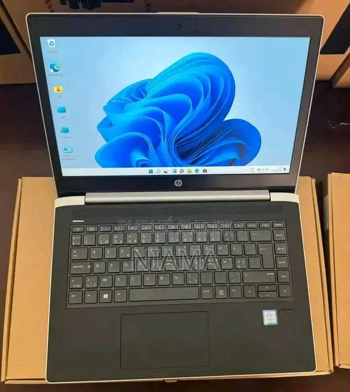 Nouveau HP ProBook 430 G5 8GB Intel Core i5 SSD 256GB